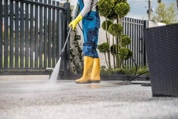 Best Pool Deck Cleaning  in Portola Valley, CA